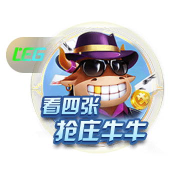 给整懵了😯！胡尔克笑着和裁判交流，主裁突然给了他一张黄牌
